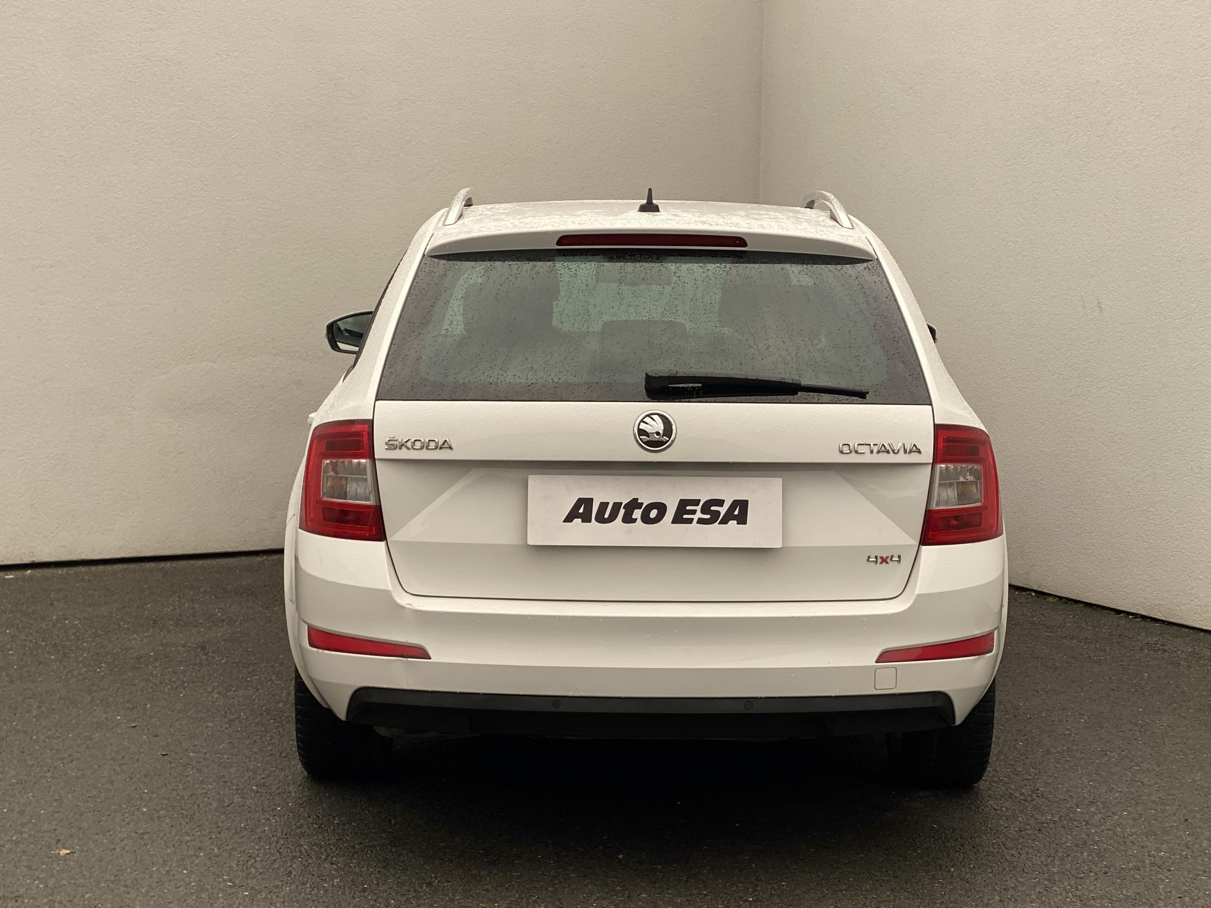 Škoda Octavia III, 2013 - pohled č. 5