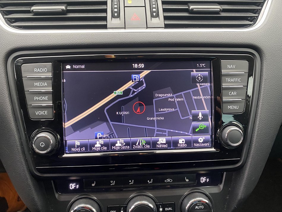 Škoda Octavia III 1.6 TDi Elegance