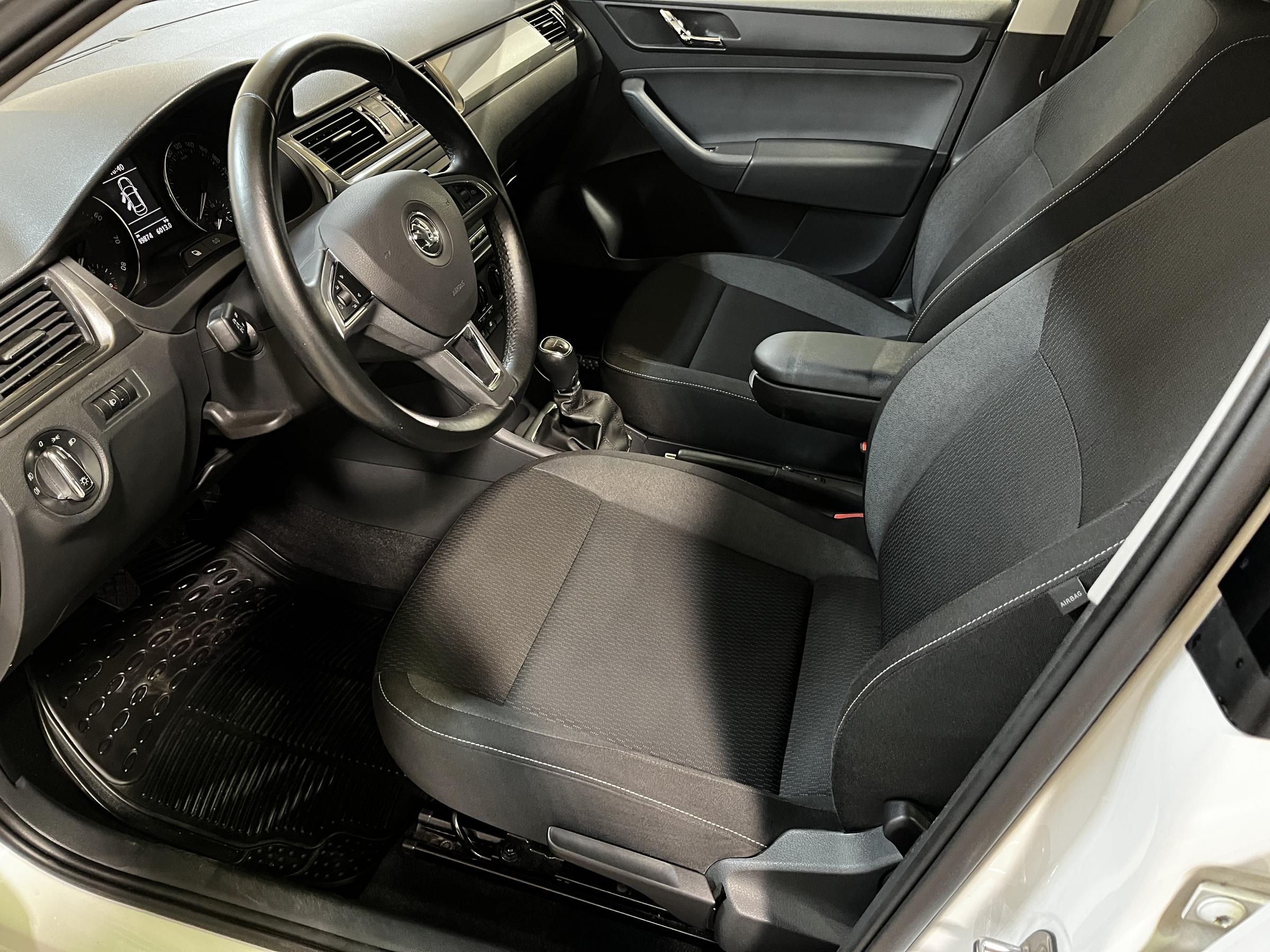 Škoda Rapid, 2015 - pohled č. 9