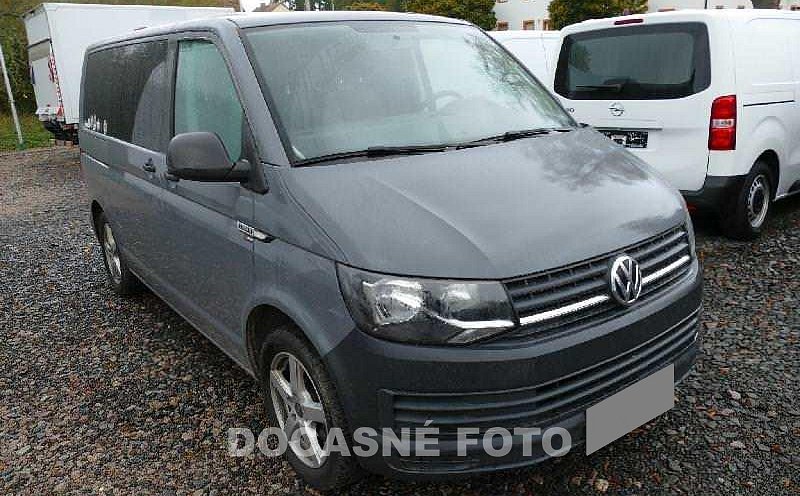 Volkswagen Transporter 2.0TDi  9míst