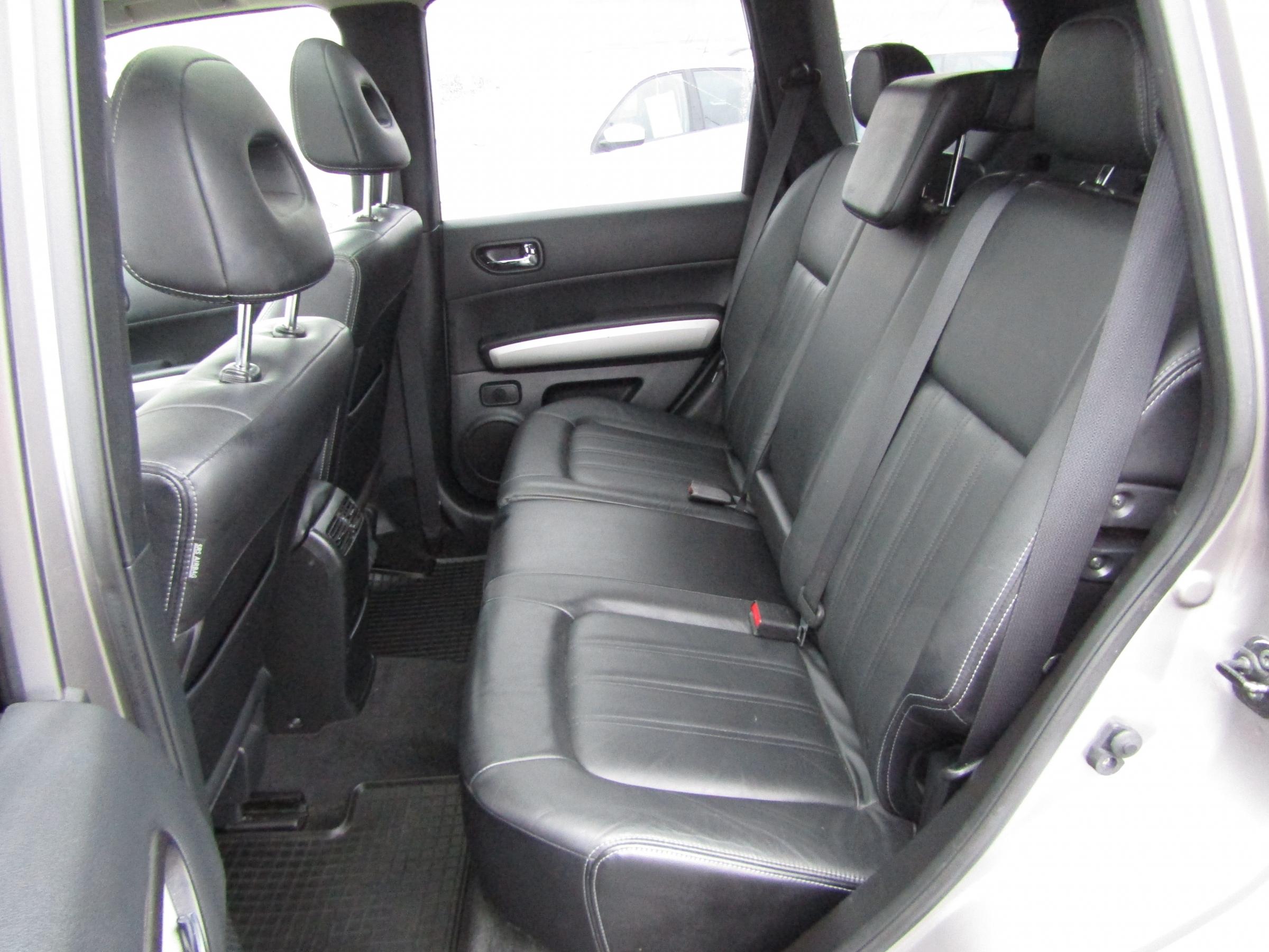 Nissan X-Trail, 2012 - pohled č. 10