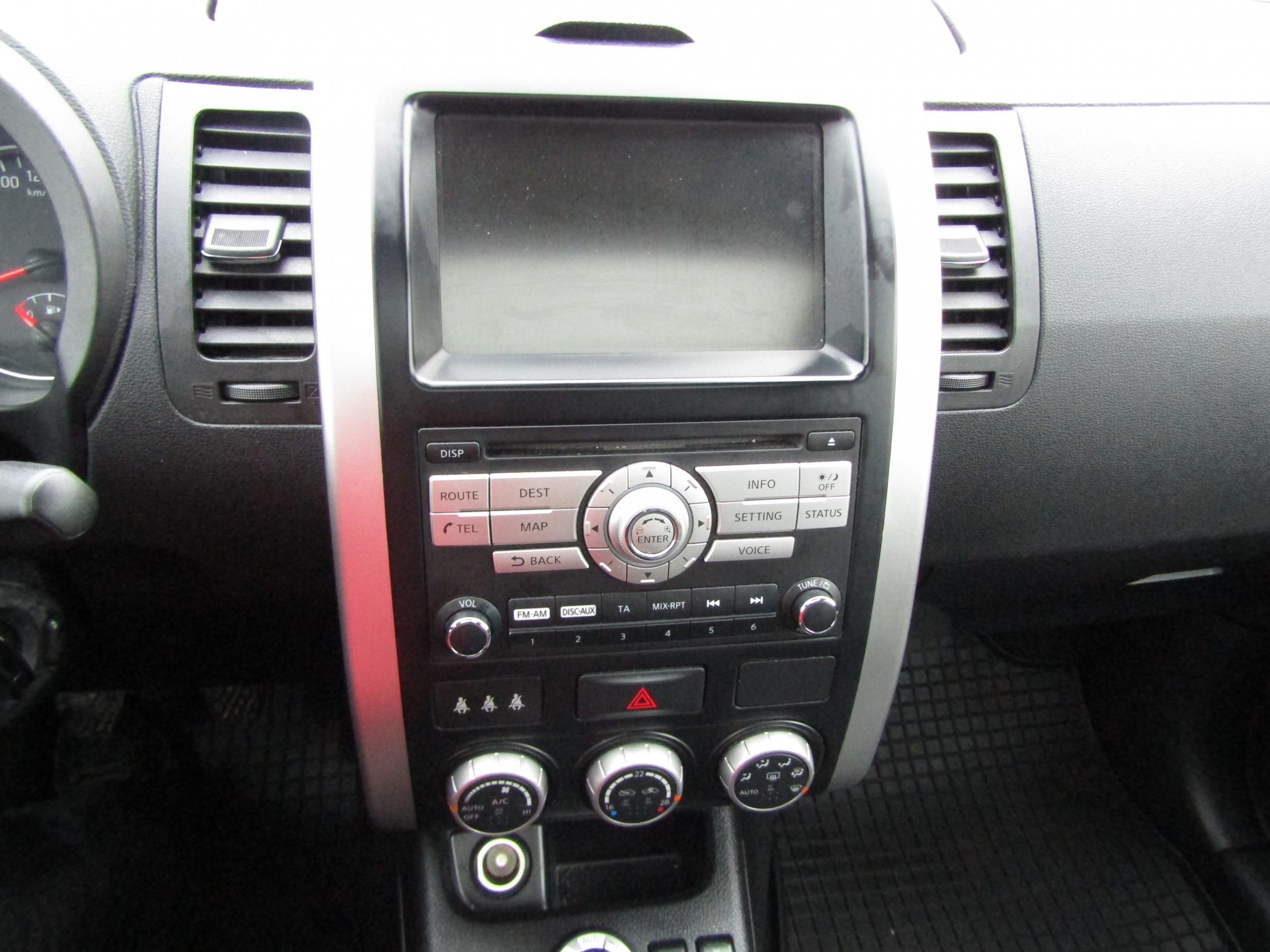 Nissan X-Trail, 2012 - pohled č. 15
