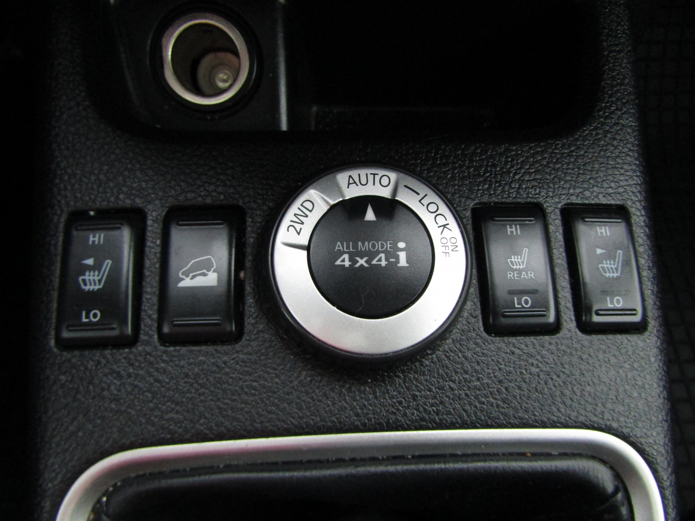 Nissan X-Trail, 2012 - pohled č. 17