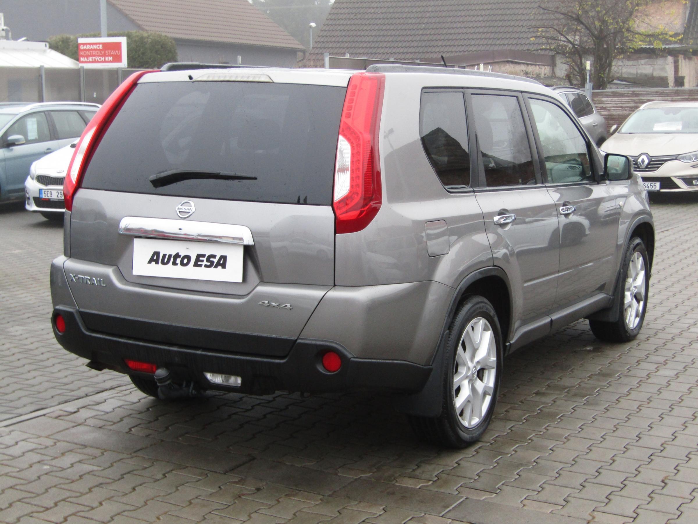 Nissan X-Trail, 2012 - pohled č. 4