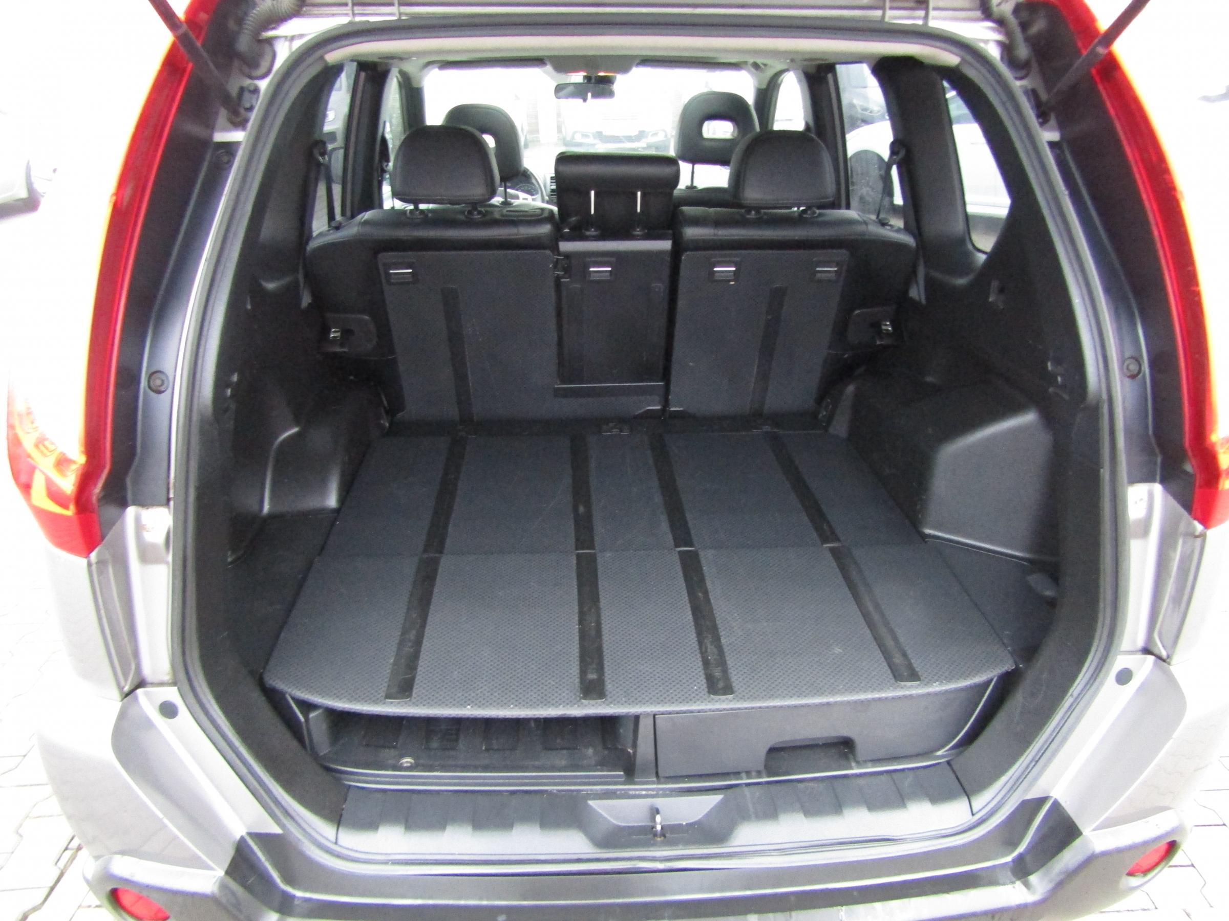 Nissan X-Trail, 2012 - pohled č. 7
