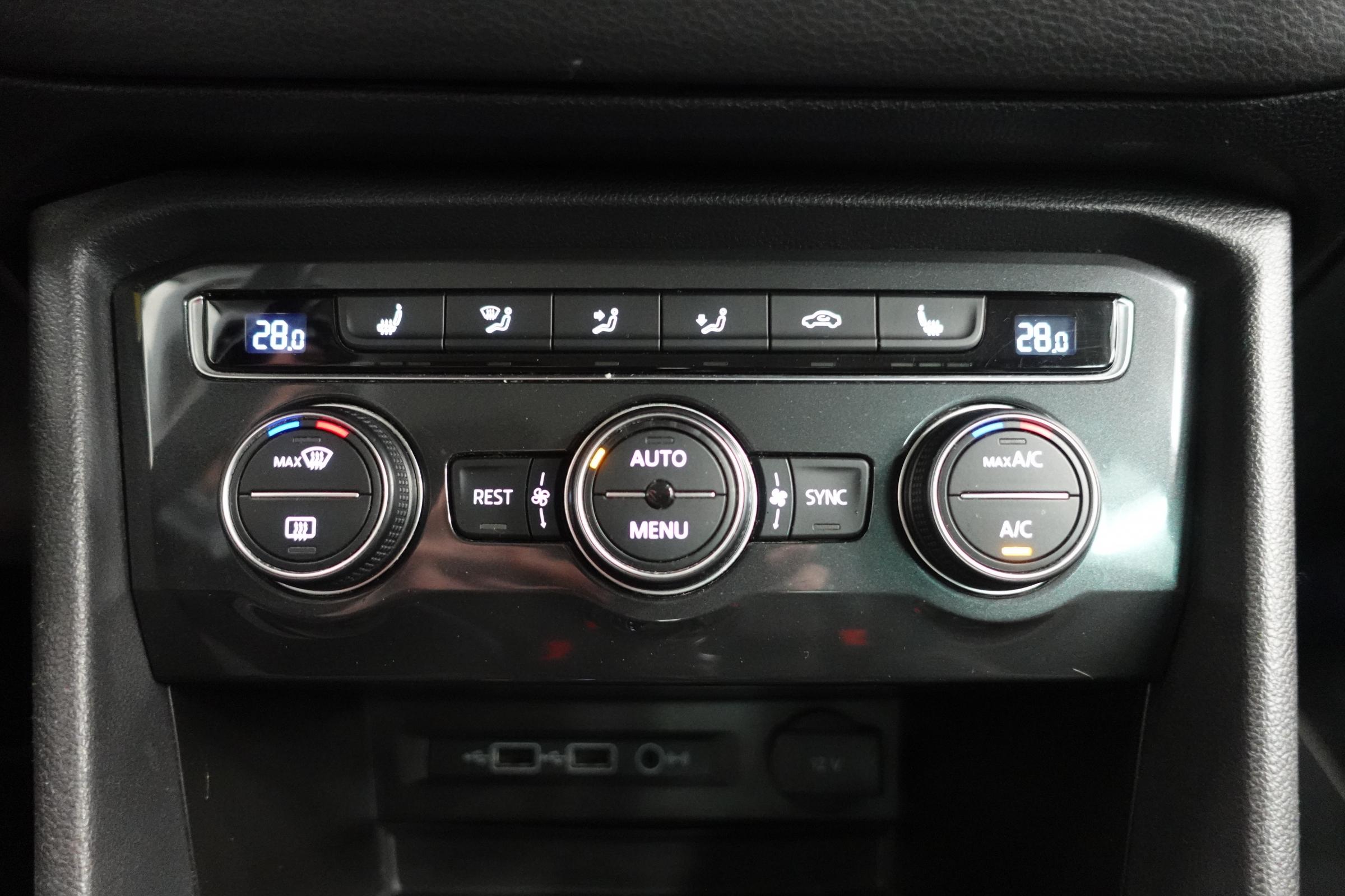 Volkswagen Tiguan, 2018 - pohled č. 18