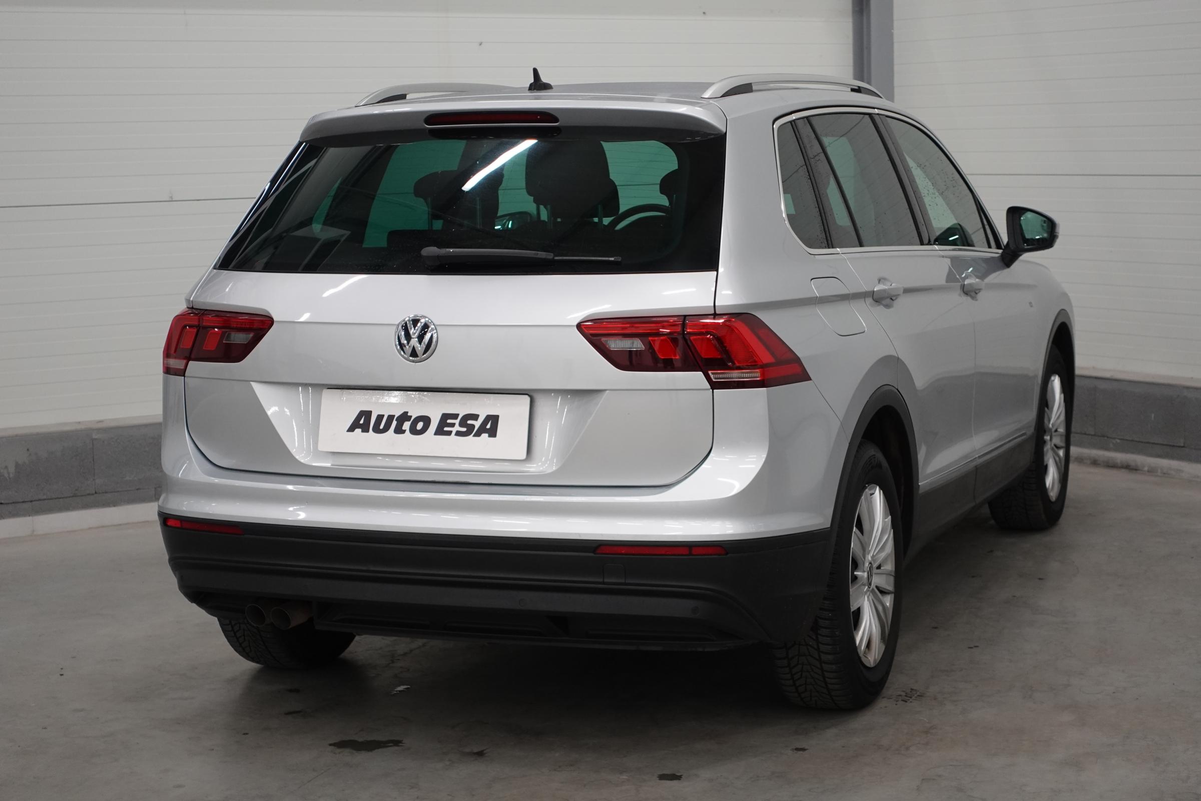 Volkswagen Tiguan, 2018 - pohled č. 4