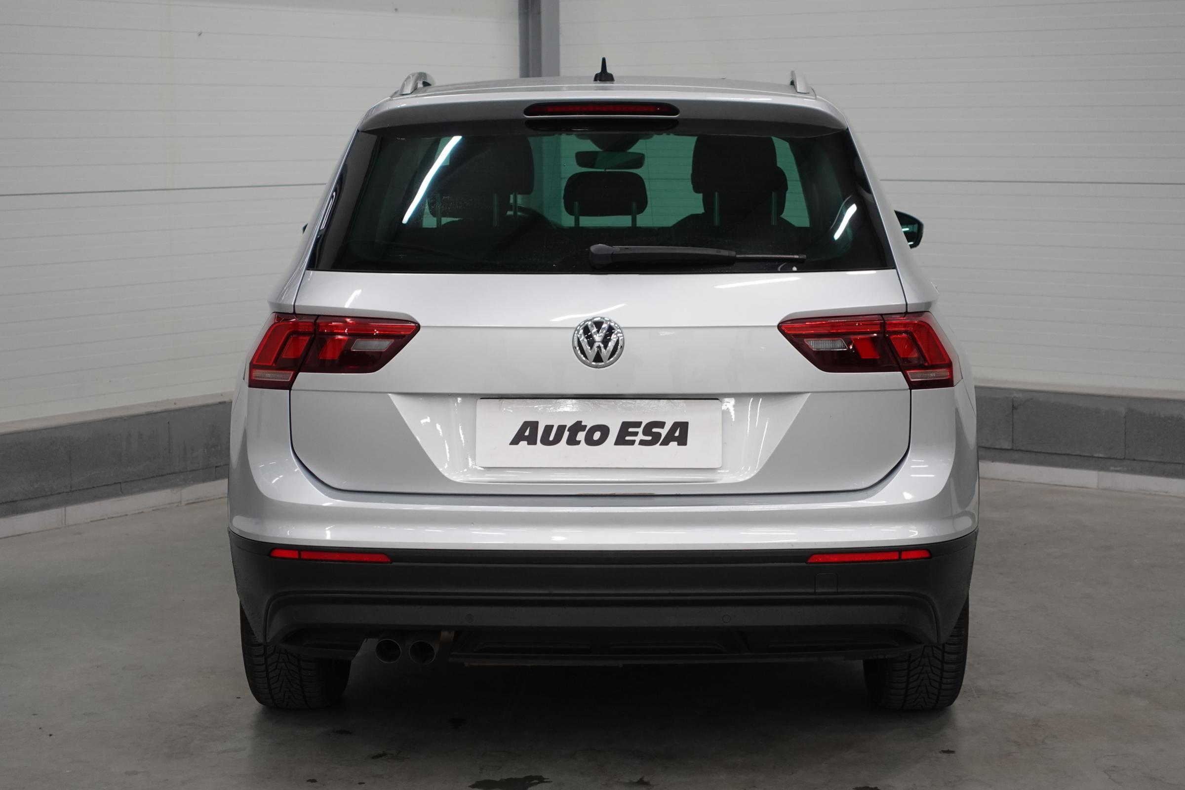 Volkswagen Tiguan, 2018 - pohled č. 5