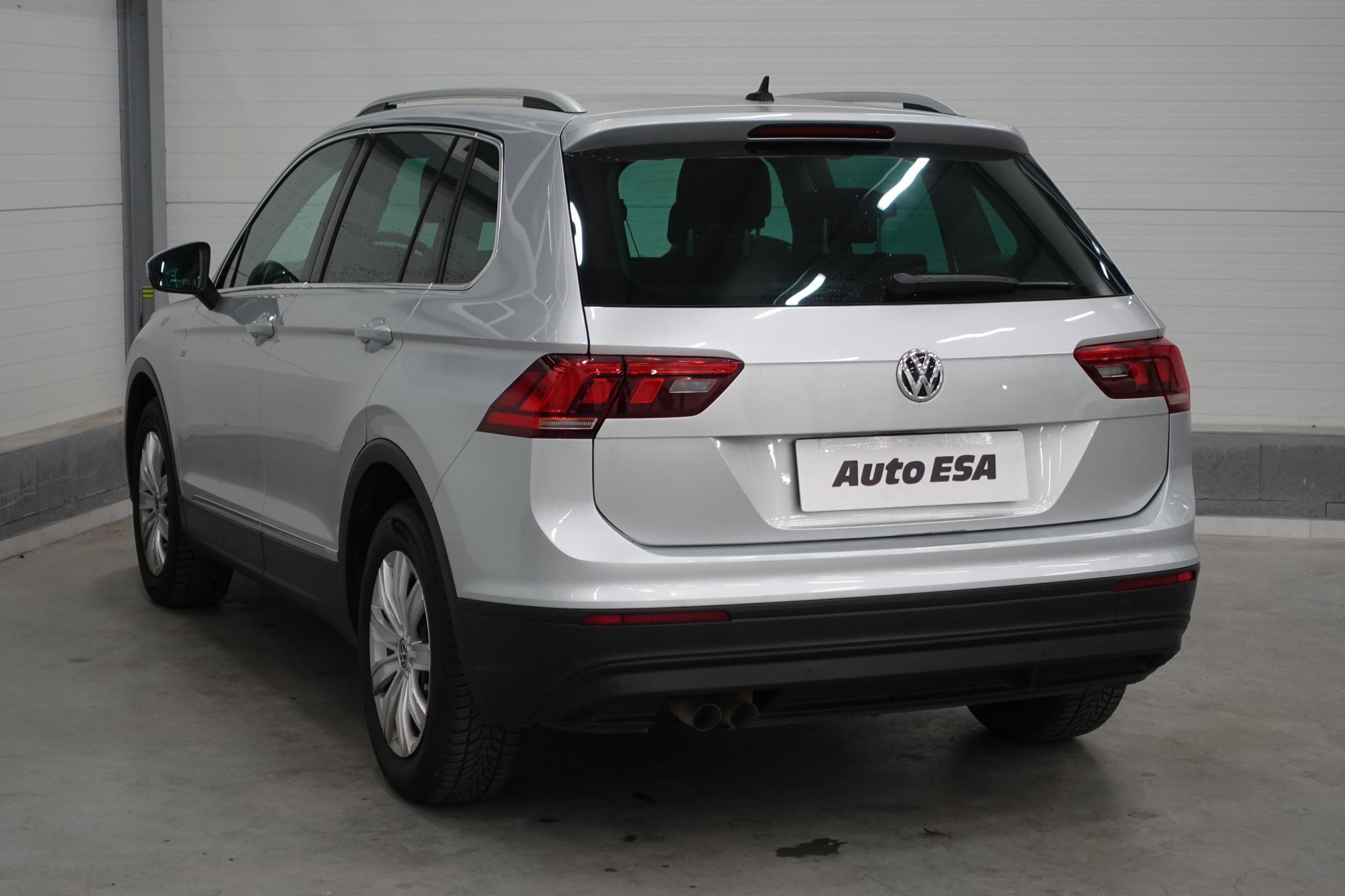 Volkswagen Tiguan, 2018 - pohled č. 6