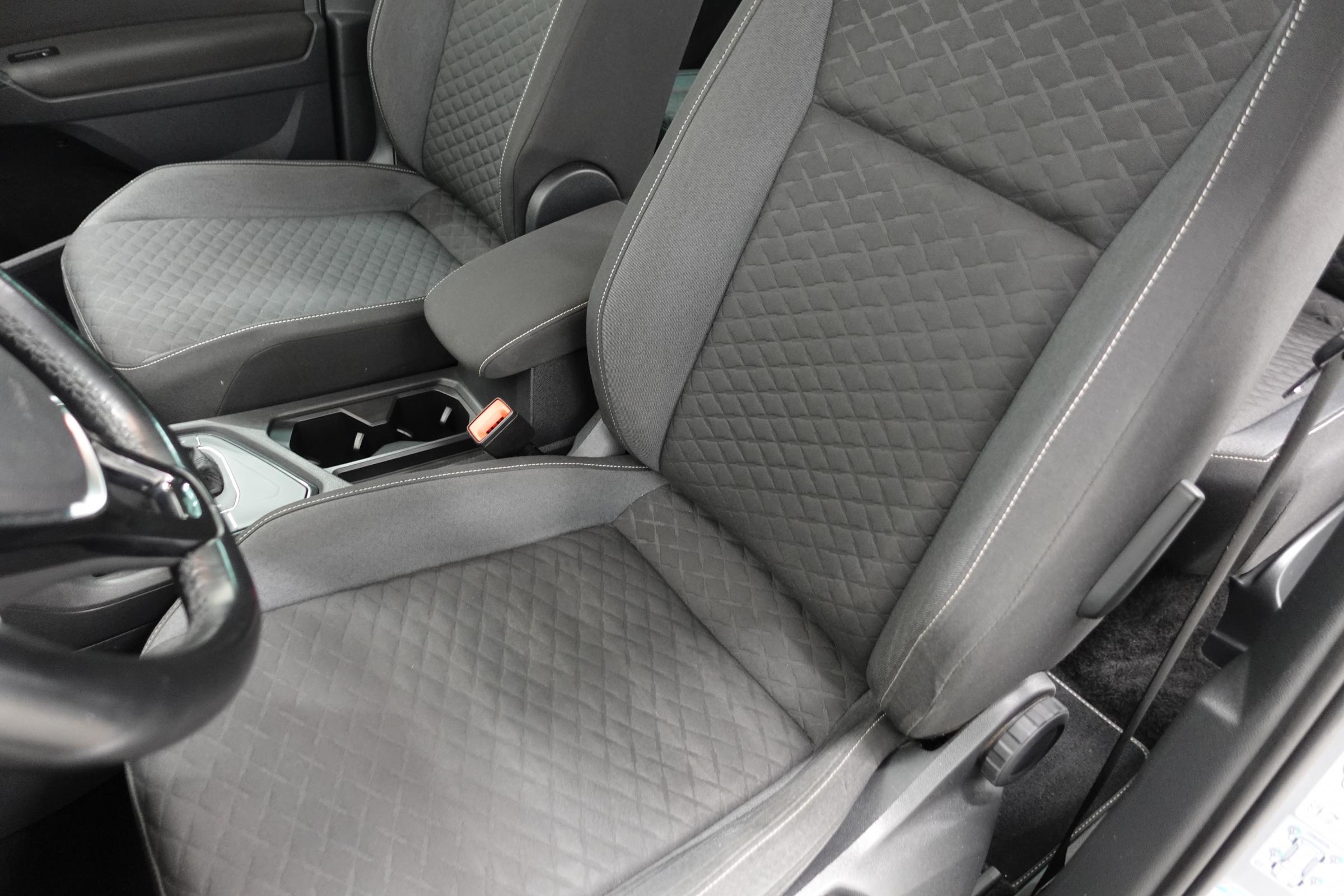 Volkswagen Tiguan, 2018 - pohled č. 9