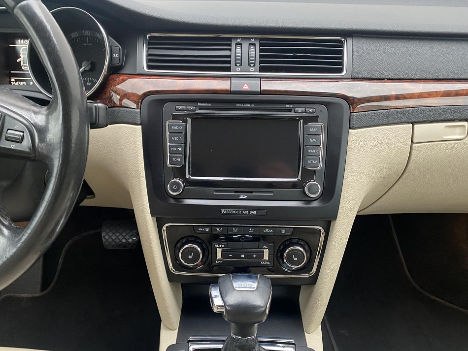 Škoda Superb II 2.0 TDi Elegance