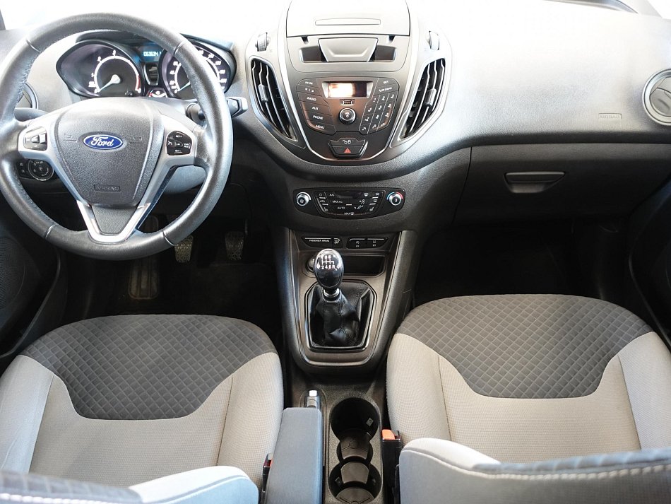 Ford Tourneo Courier 1.5TDCi 