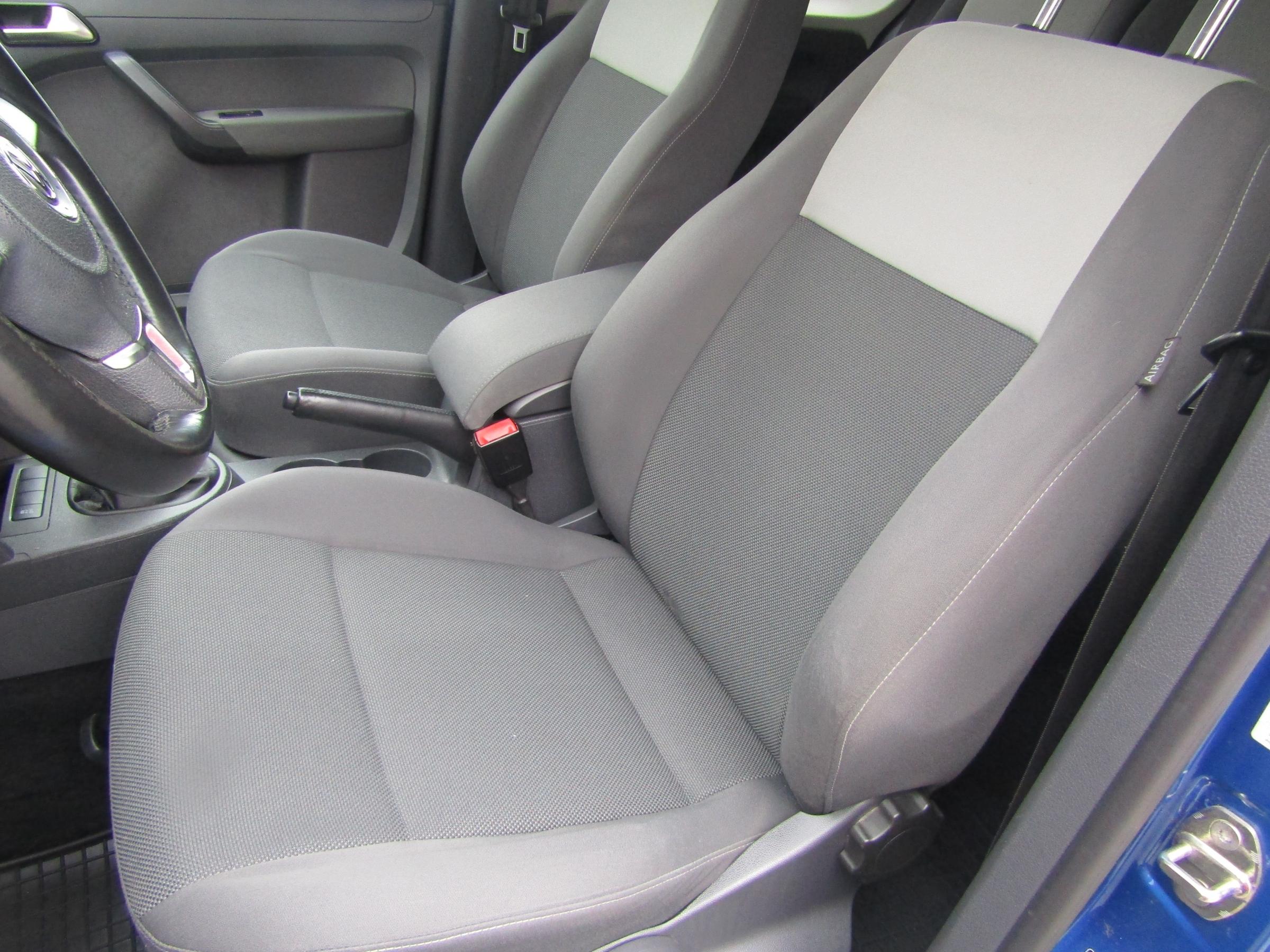 Volkswagen Caddy, 2012 - pohled č. 9