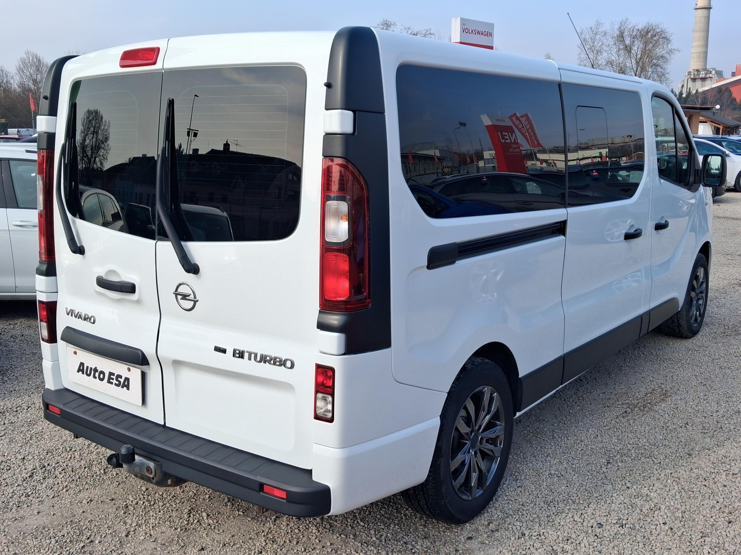 Opel Vivaro, 2019 - pohled č. 4