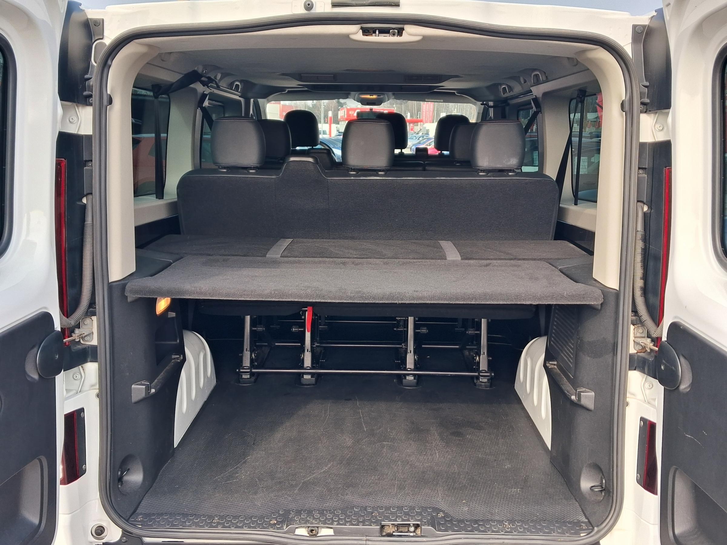 Opel Vivaro, 2019 - pohled č. 7