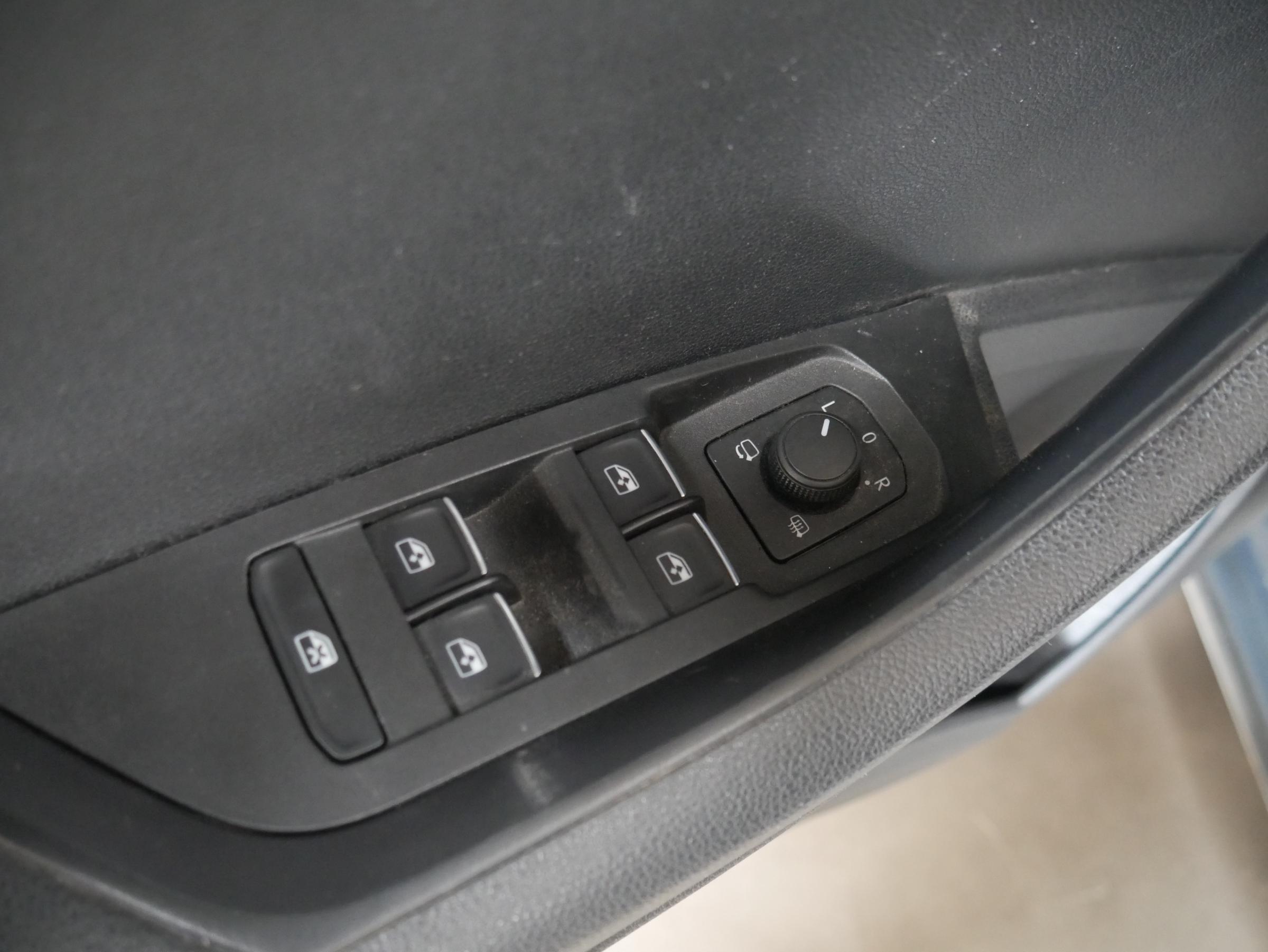 Škoda Karoq, 2018 - pohled č. 16