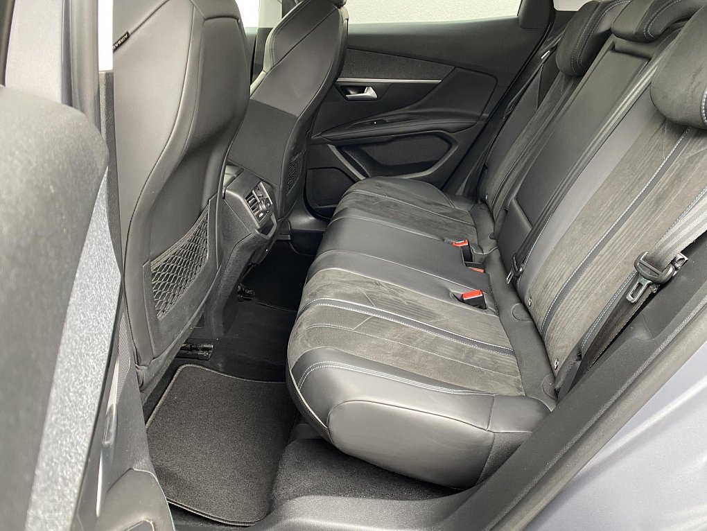 Peugeot 3008 1.5 HDi Crossway