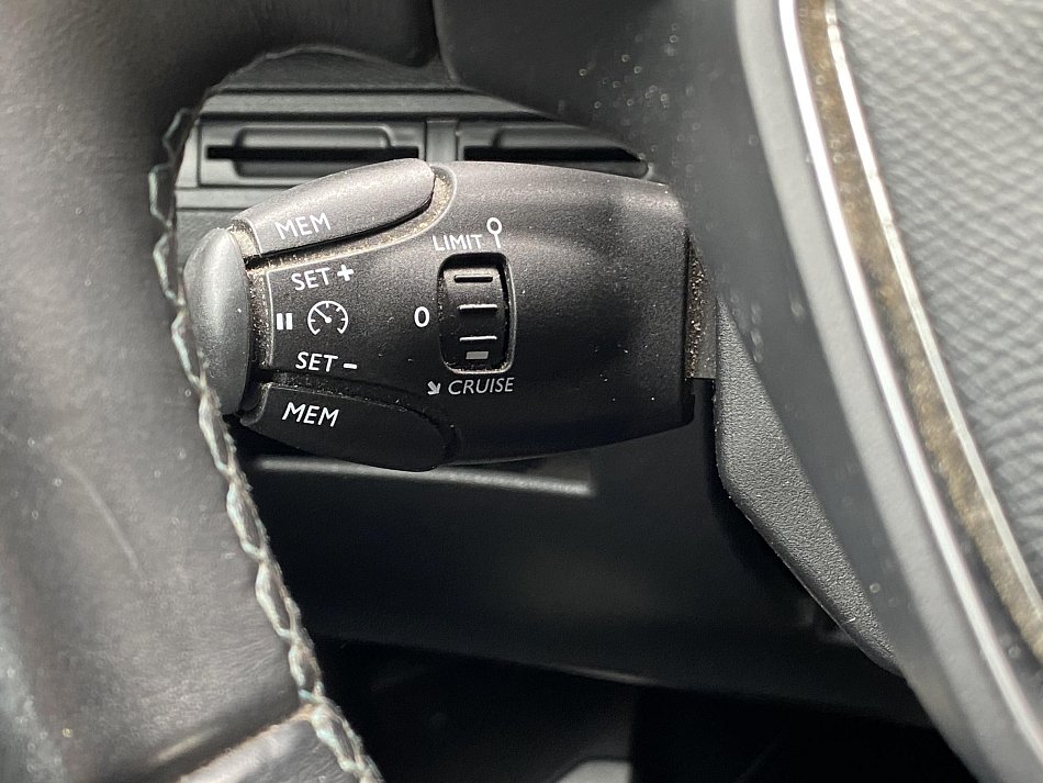 Peugeot 3008 1.5 HDi Crossway