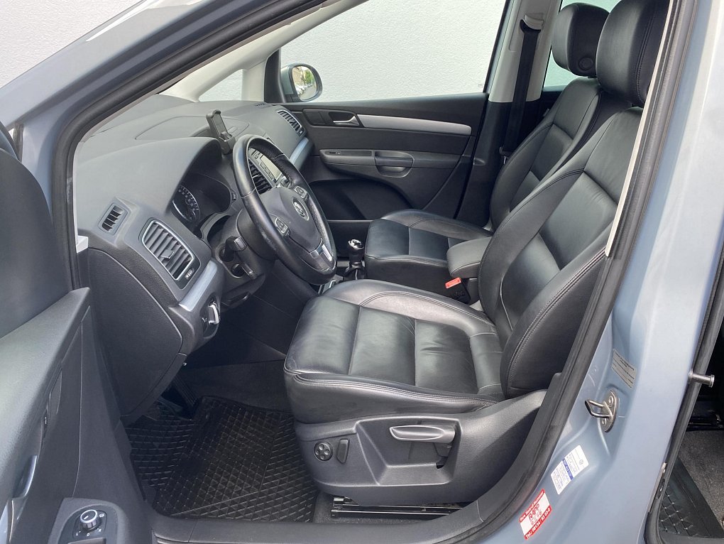 Volkswagen Sharan 2.0 TDi Highline 7míst