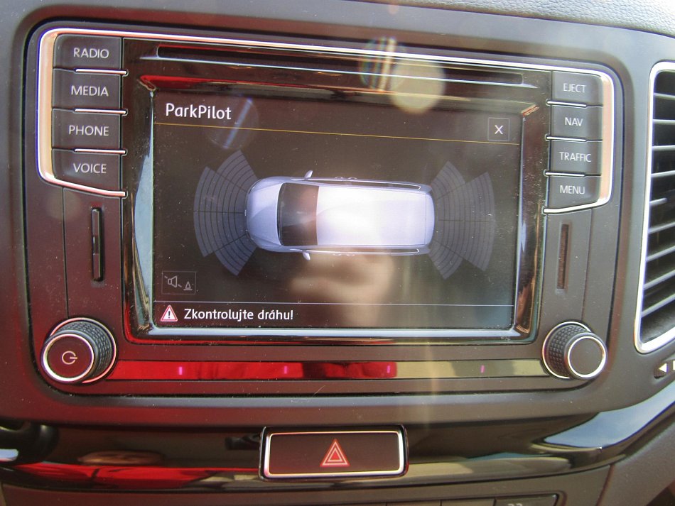 Volkswagen Sharan 2.0TDi 