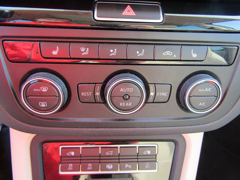 Volkswagen Sharan 2.0TDi 