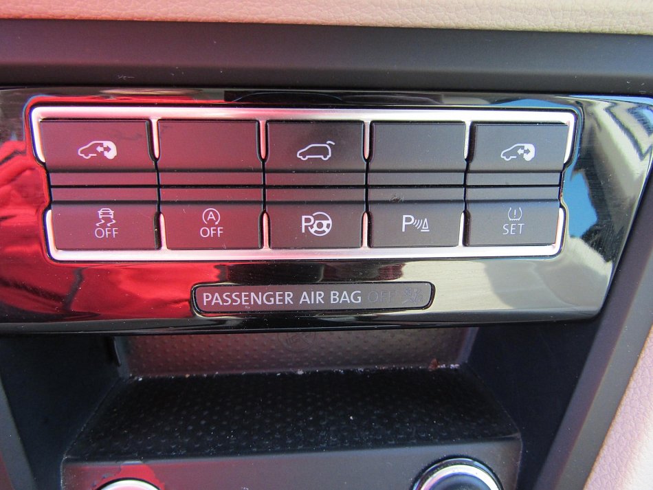 Volkswagen Sharan 2.0TDi 