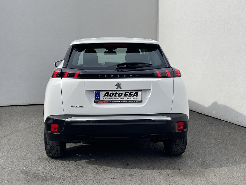 Peugeot 2008 1.2 PT 