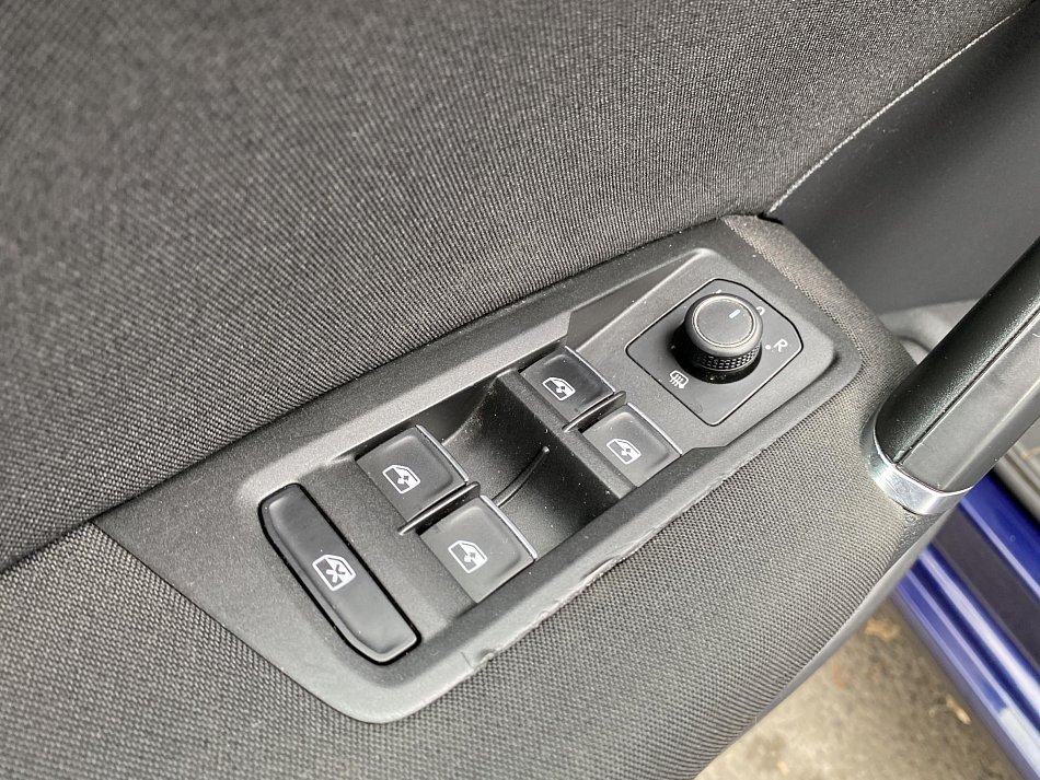 Volkswagen Touran 2.0 TDi 