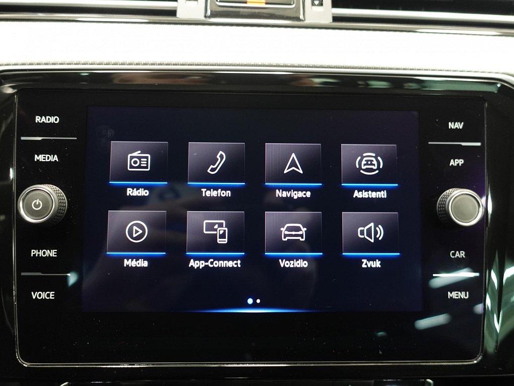 Volkswagen Passat 2.0 TSI 