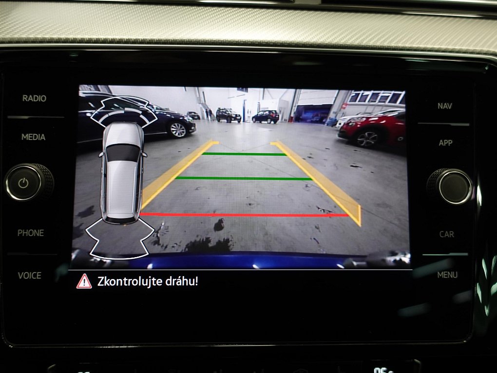 Volkswagen Passat 2.0 TSI 