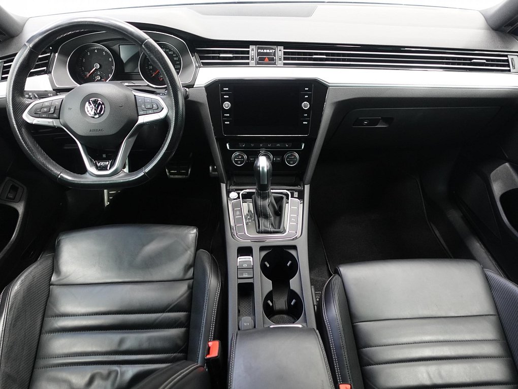 Volkswagen Passat 2.0 TSI 