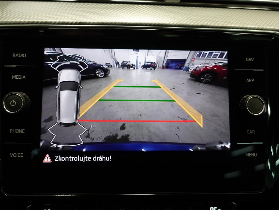 Volkswagen Passat 2.0 TSI 