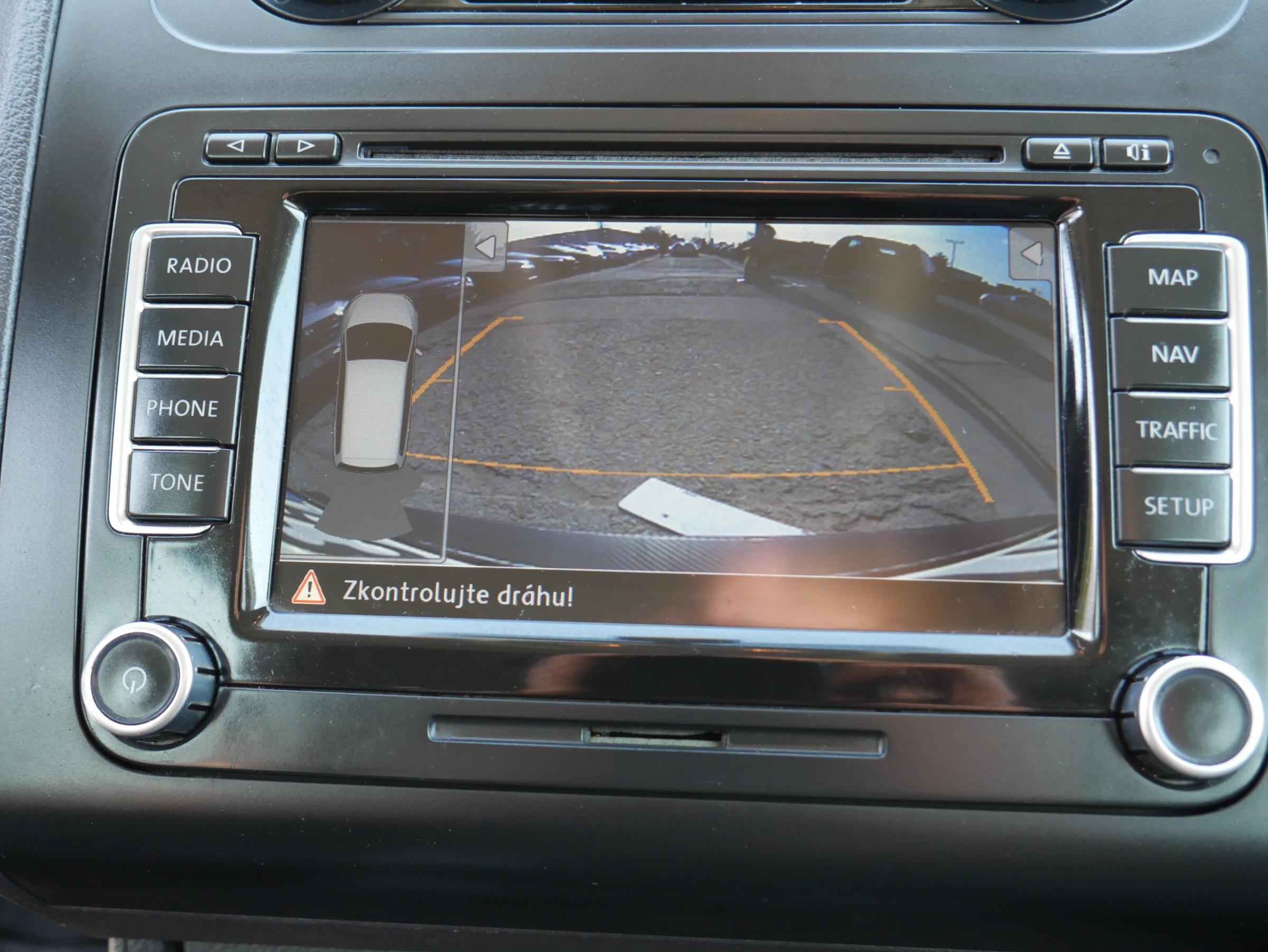 Volkswagen Touran, 2011 - pohled č. 13