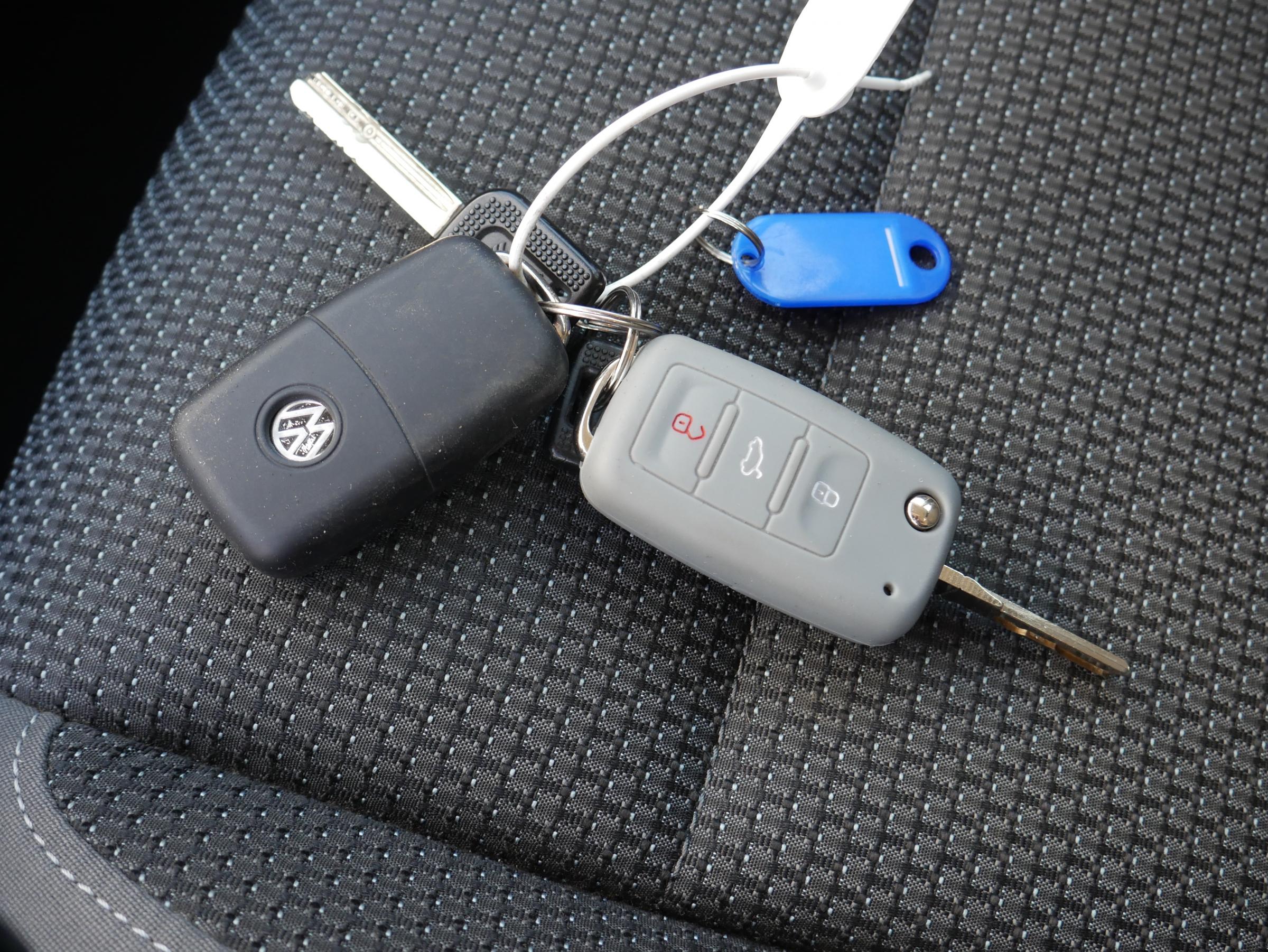 Volkswagen Touran, 2011 - pohled č. 20