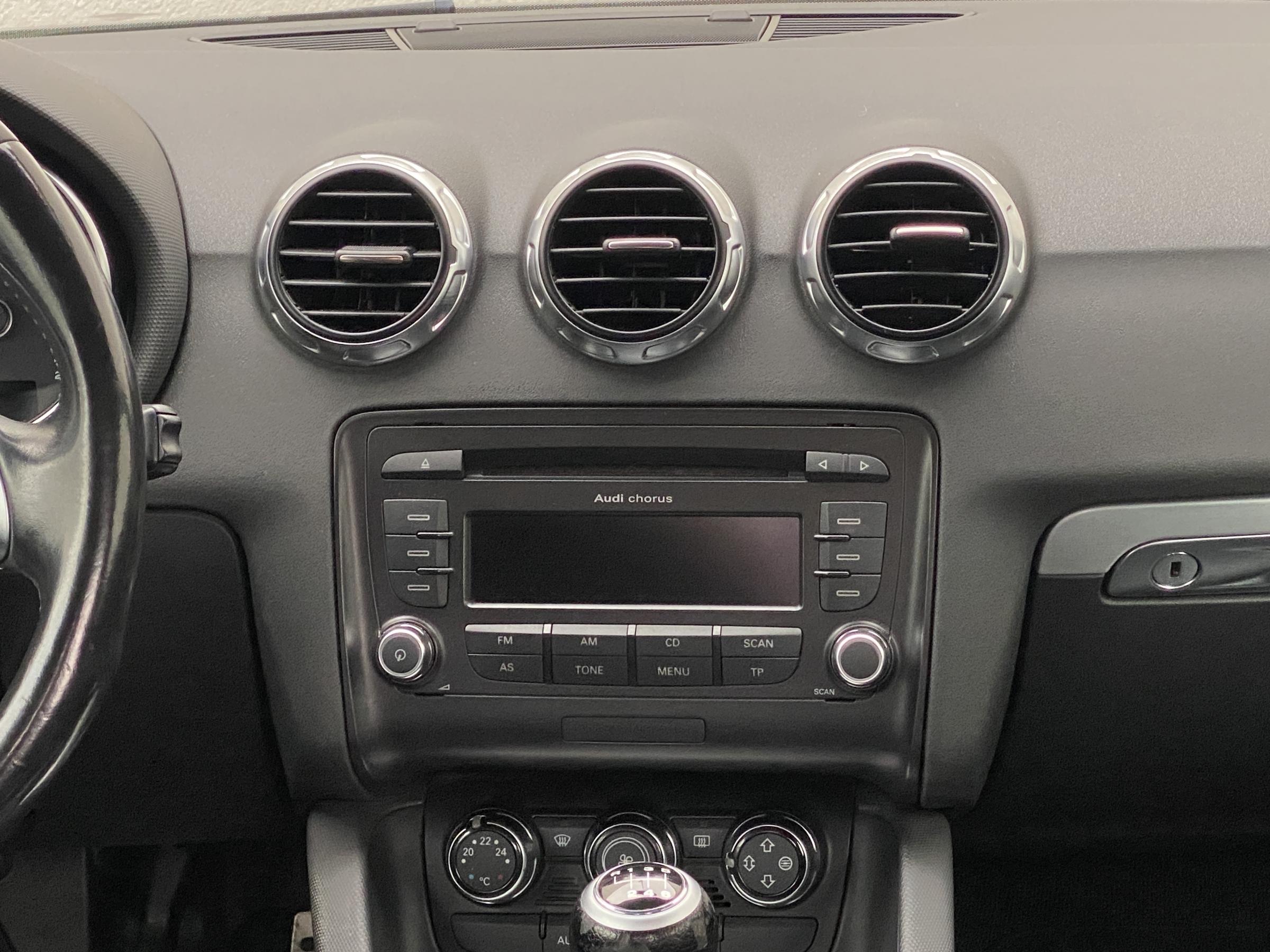 Audi TT Coupé, 2008 - pohled č. 12