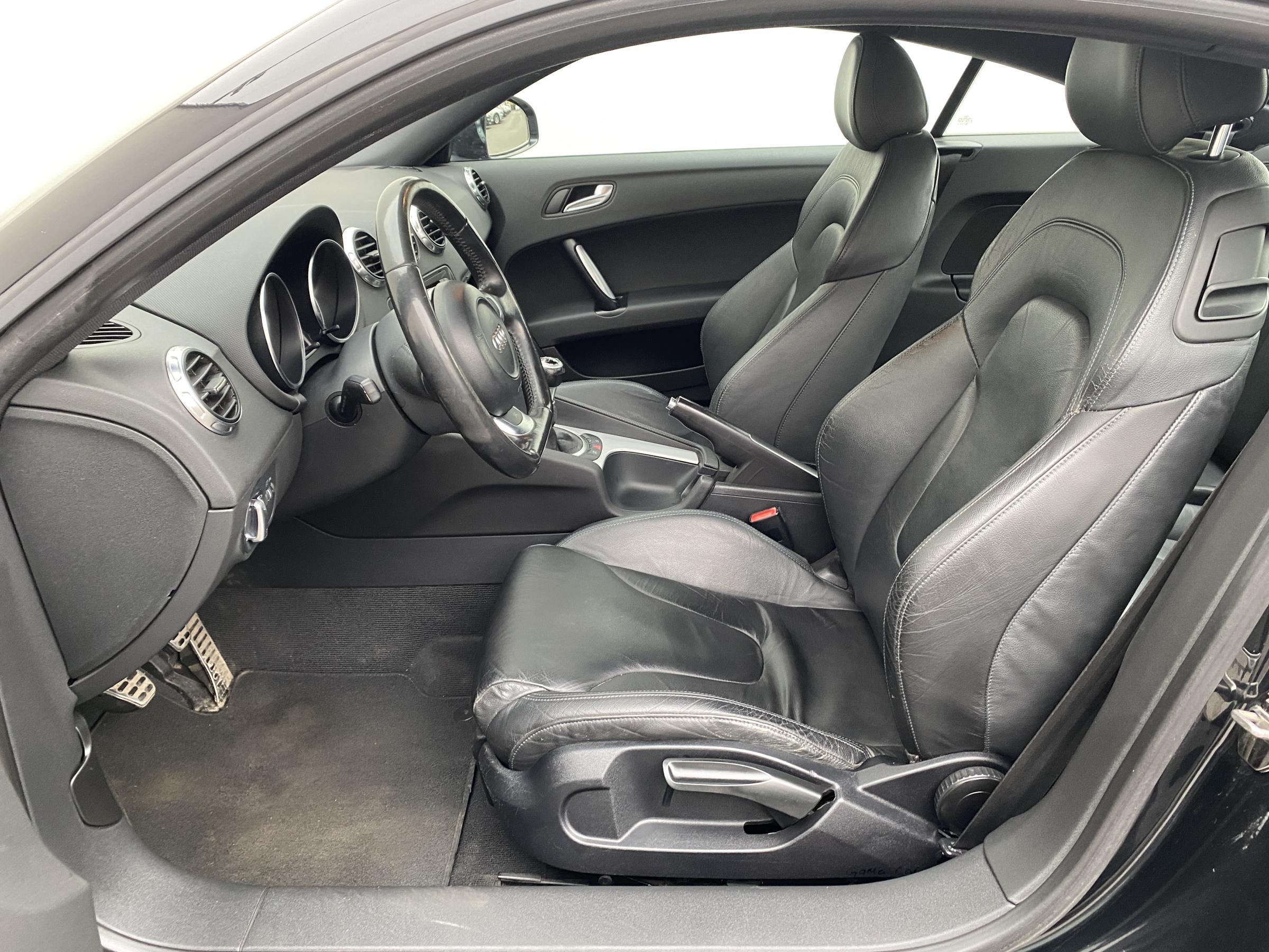 Audi TT Coupé, 2008 - pohled č. 9