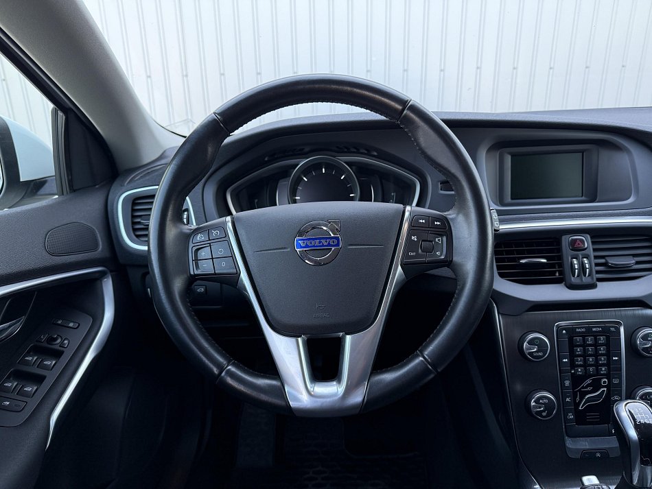 Volvo V40 2.0D 