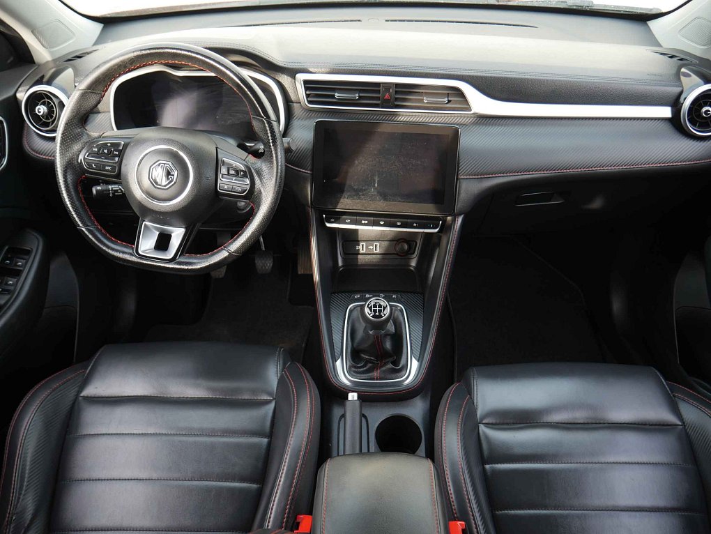 MG ZS 1.5 DVVT Luxury