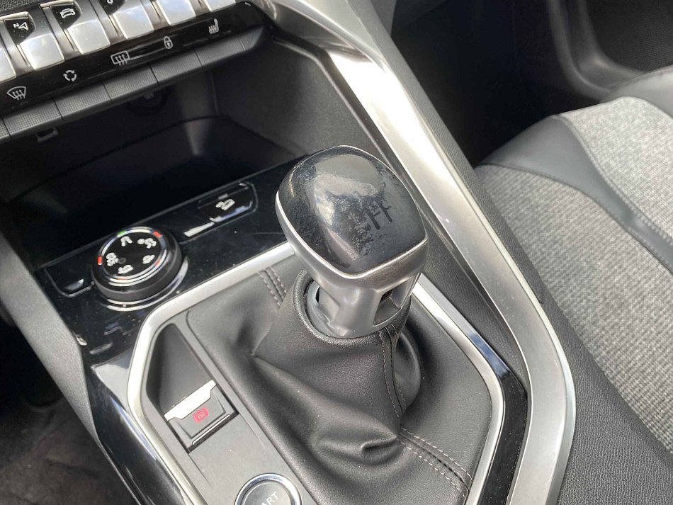 Peugeot 3008 2.0 HDi Allure