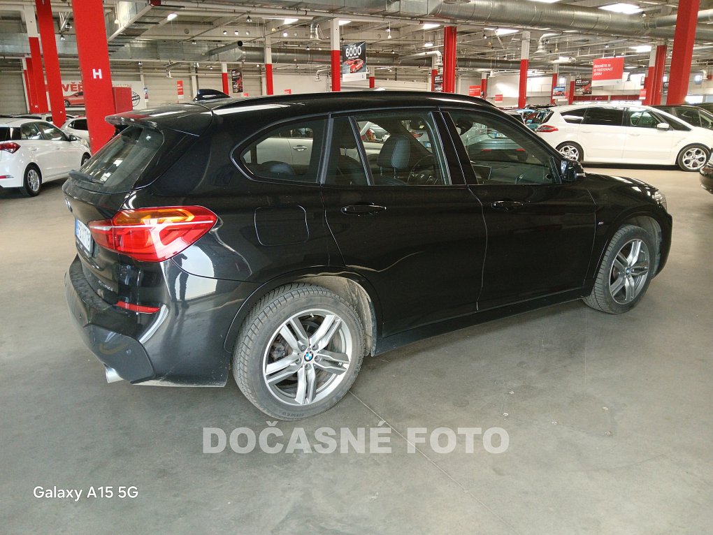 BMW X1 18D 