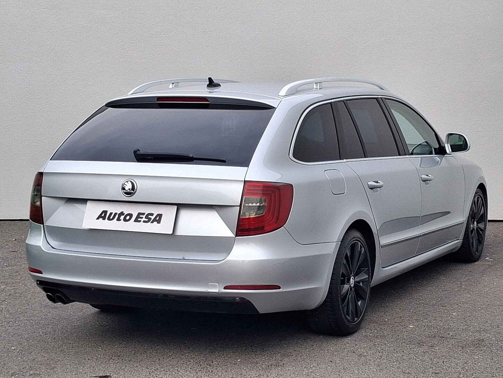 Škoda Superb II 2.0 TDi Elegance