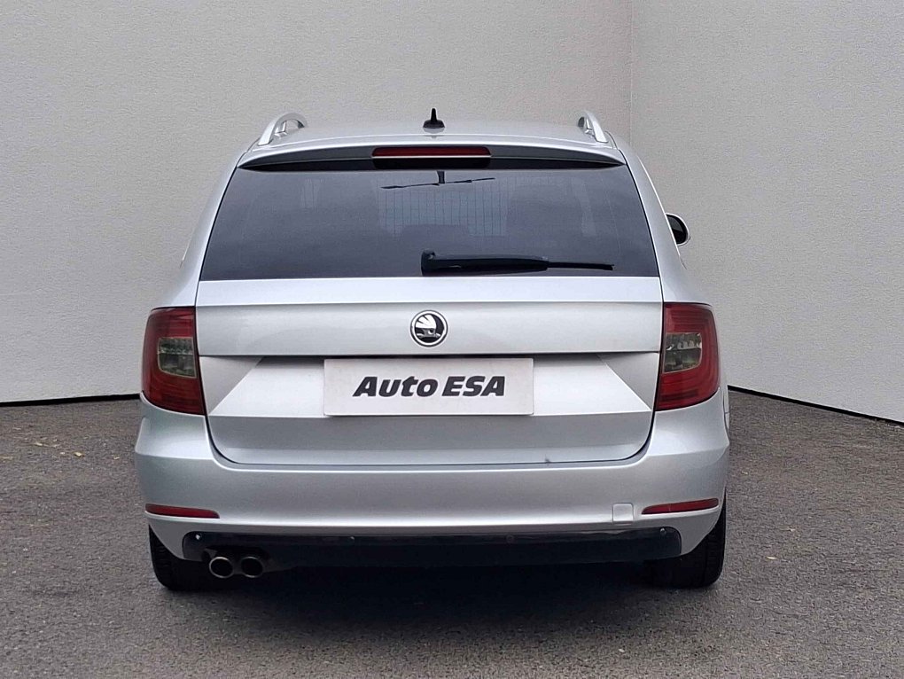 Škoda Superb II 2.0 TDi Elegance