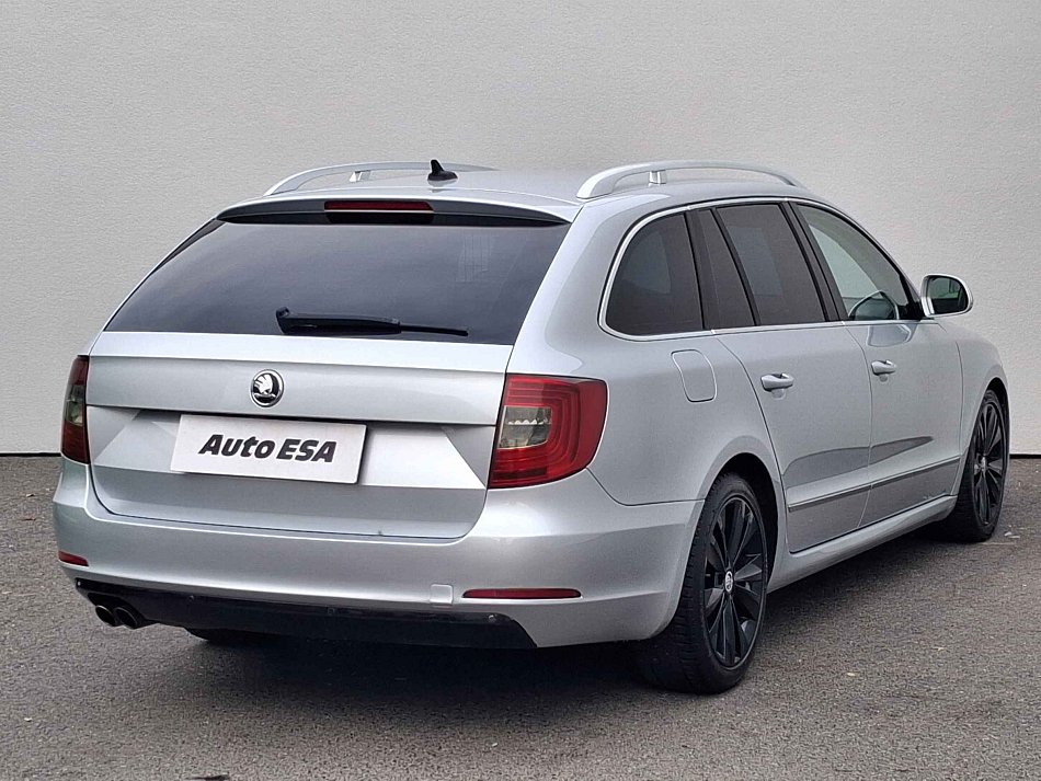 Škoda Superb II 2.0 TDi Elegance
