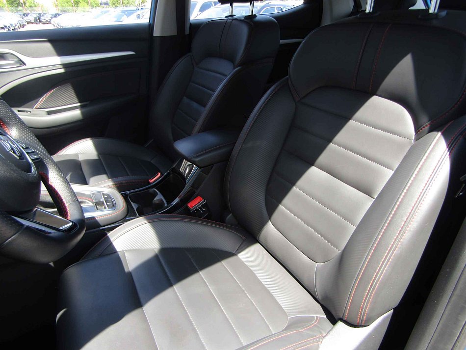 MG ZS 1.0 TGi Exclusive