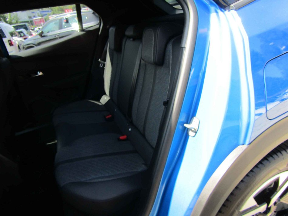 Peugeot 2008 1.2 PT Allure