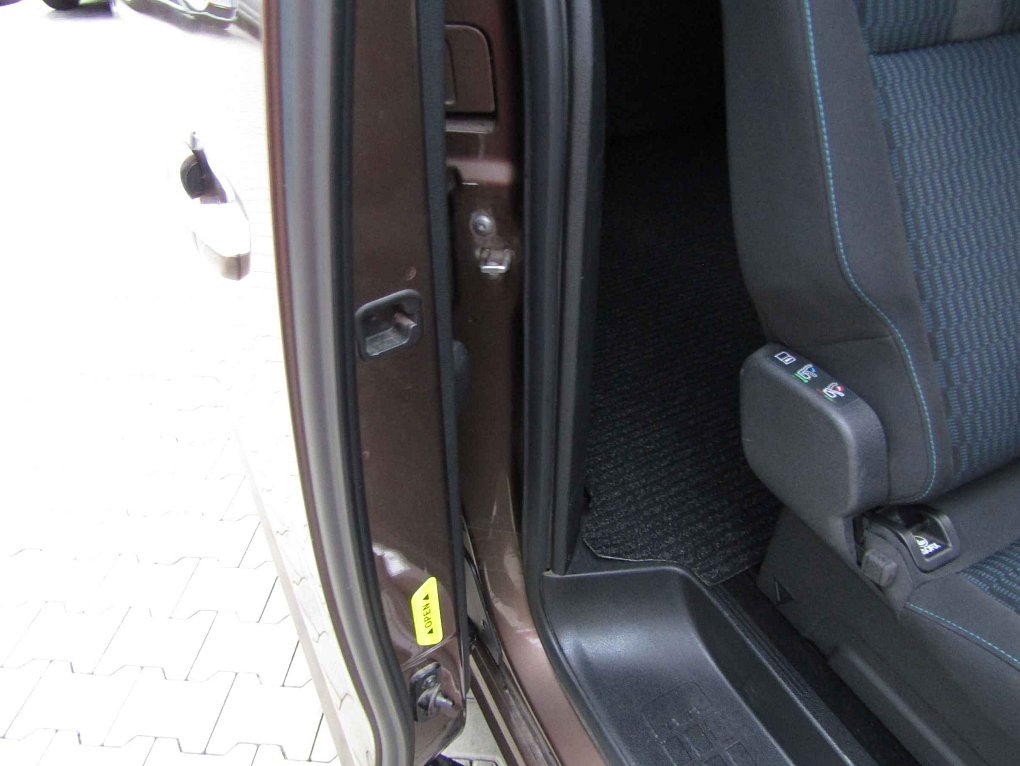 Peugeot Traveller 2.0HDi  L2