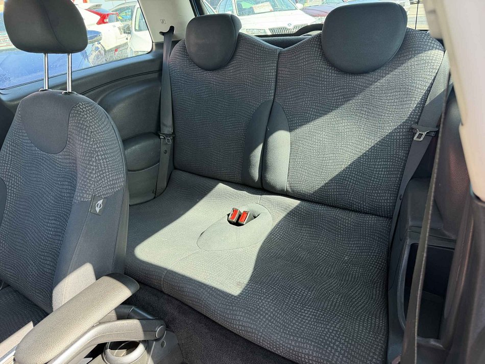 Mini Cooper 1.6i 