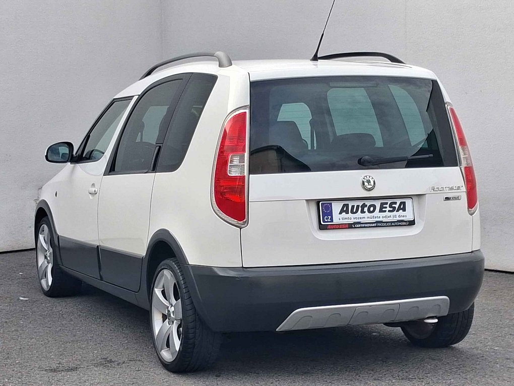 Škoda Roomster 1.2 TSi Scout
