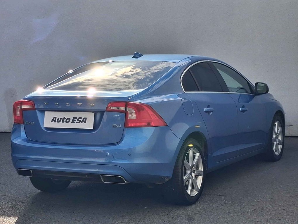 Volvo S60 2.0 D4 