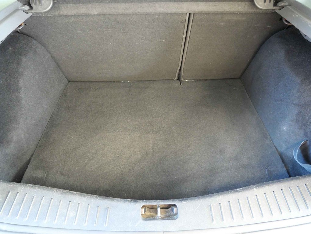 Ford Focus 1.4i 